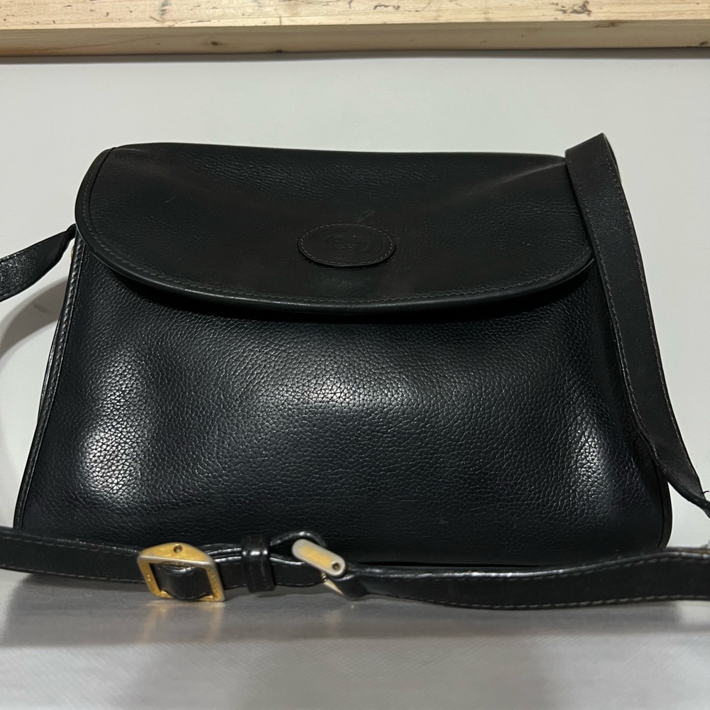 GUCCI Vintage Leather Crossbody Bag